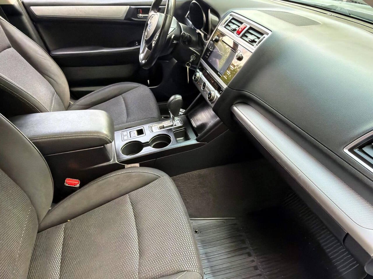 Used 2016 Subaru Outback 2.5i Premium AWD/4WD image 8