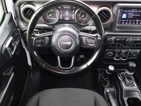 Used 2020 Jeep Gladiator Sport w/ Quick Order Package 24S image 11