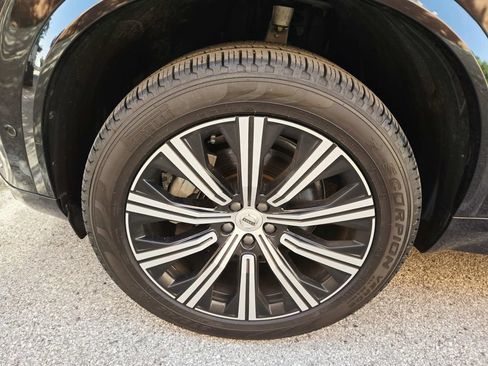 Used 2025 Volvo XC90 B6 Plus w/ Protection Package AWD/4WD image 21