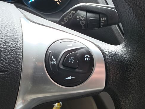 Used 2016 Ford Escape SE w/ Equipment Group 201A FWD image 27