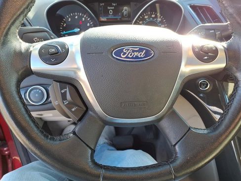 Used 2015 Ford Escape Titanium image 22