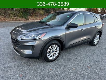 Used 2022 Ford Escape SE w/ Convenience Package