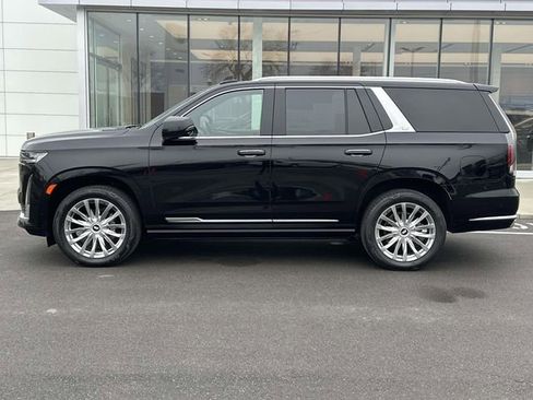 Used 2021 Cadillac Escalade Premium Luxury w/ Driver Assist Tech Package image 10