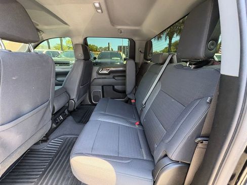 Used 2023 Chevrolet Silverado 1500 LT AWD/4WD image 14