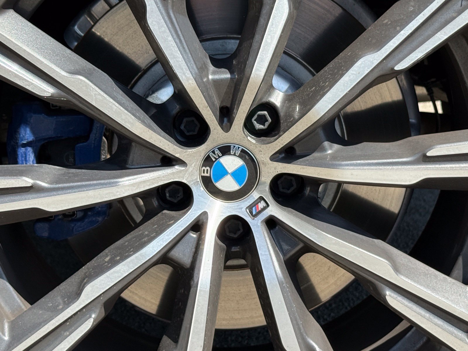Used 2025 BMW X5 M60i AWD/4WD image 17