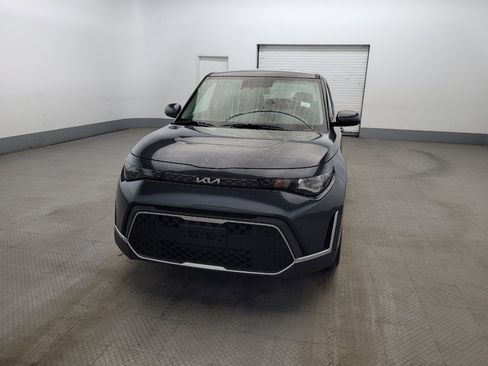 Used 2025 Kia Soul LX FWD image 15