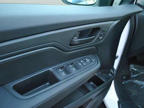 New 2026 Honda Odyssey EX-L image 6