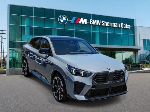 New 2026 BMW X2 M35i w/ Technology Package AWD/4WD image 3