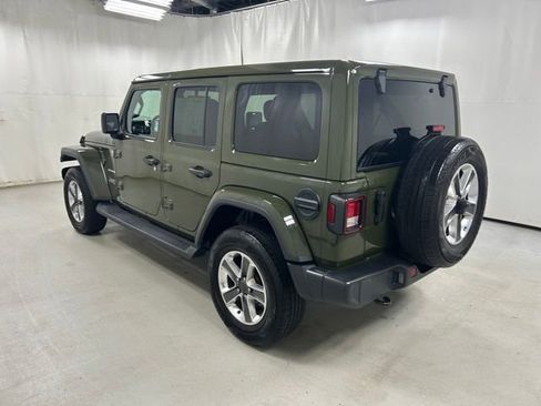 Used 2021 Jeep Wrangler Unlimited Sahara w/ Uconnect 4C Nav & Sound Group AWD/4WD image 7