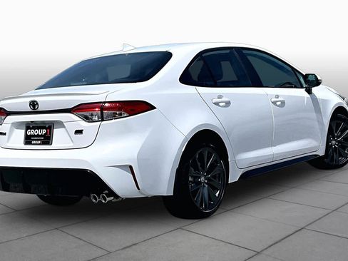 Used 2026 Toyota Corolla SE FWD image 13