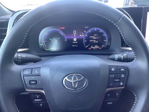 Used 2024 Toyota Crown AWD/4WD image 16