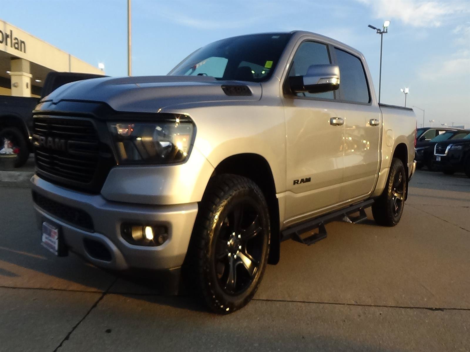 Used 2020 RAM 1500 Big Horn AWD/4WD image 2