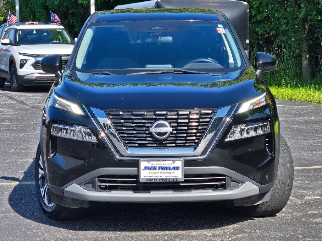 Used 2023 Nissan Rogue SV FWD image 4