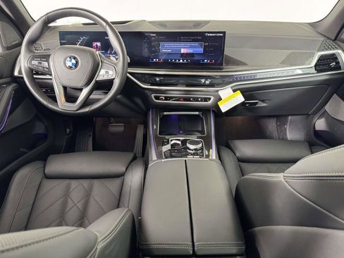 Used 2025 BMW X5 xDrive40i w/ Parking Assistance Package image 5