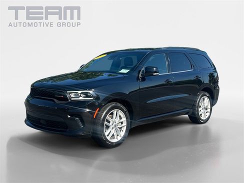 Used 2024 Dodge Durango GT image 3