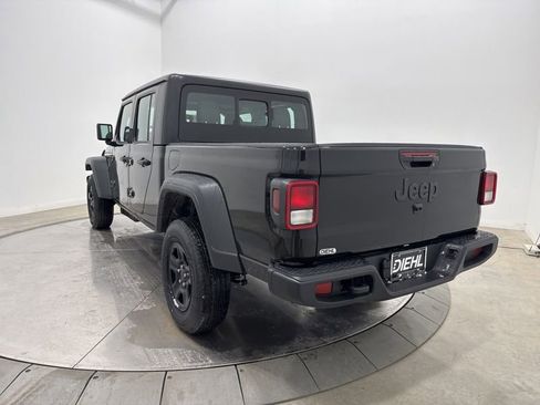 New 2026 Jeep Gladiator Sport AWD/4WD image 5