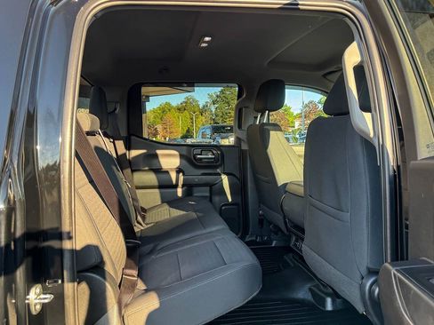 Used 2020 Chevrolet Silverado 1500 LT w/ Convenience Package AWD/4WD image 13
