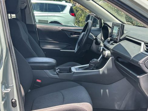 Certified 2021 Toyota RAV4 XLE w/ Carpet Mat Package (TMS) FWD image 16