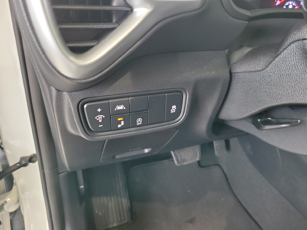 Used 2020 Kia Soul S FWD image 18