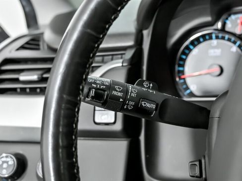 Used 2018 Chevrolet Suburban Premier AWD/4WD image 23