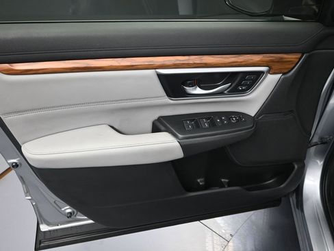 Used 2021 Honda CR-V Touring image 10