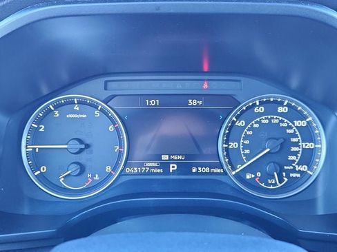 Used 2024 Mitsubishi Outlander SE image 17