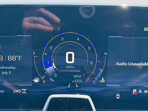 New 2025 Chevrolet Traverse LT w/ Enhanced Driving Package image 15