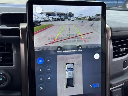 Used 2025 Ford F150 Lightning Lariat image 17