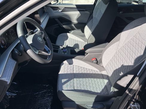 New 2026 Volkswagen Tiguan S image 12