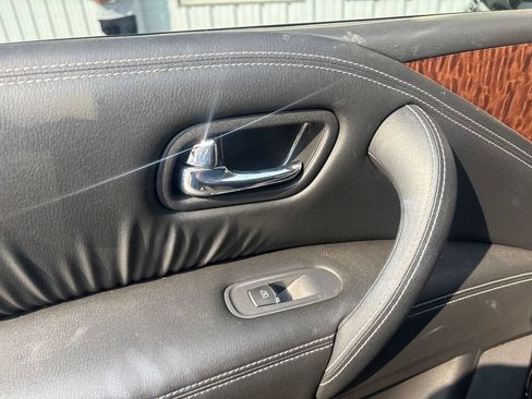 Used 2018 Nissan Armada SL AWD/4WD image 17