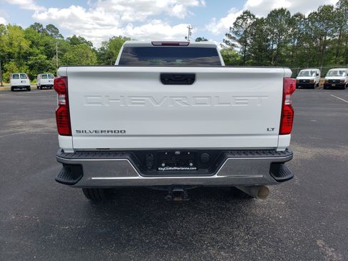 Used 2023 Chevrolet Silverado 2500 LT w/ Convenience Package AWD/4WD image 8