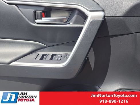 Used 2025 Toyota RAV4 XLE Premium AWD/4WD image 25
