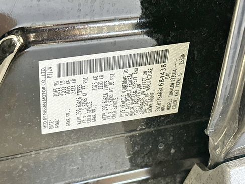 Used 2024 Nissan Rogue SV FWD image 35