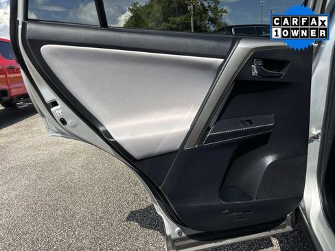 Used 2015 Toyota RAV4 XLE image 12