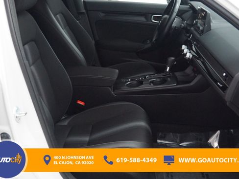 Used 2023 Honda Civic Sport image 8