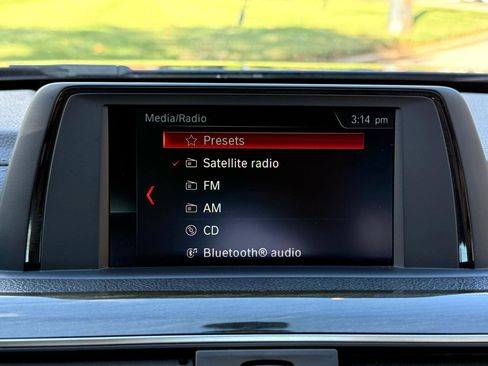 Used 2018 BMW 330e image 29