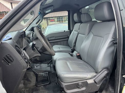 Used 2015 Ford F250 XL AWD/4WD image 9