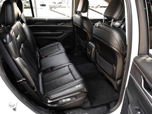 Used 2023 Jeep Grand Cherokee L Limited w/ Black Appearance Package RWD image 48