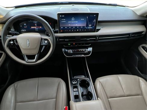 Used 2023 Lincoln Corsair FWD w/ Equipment Group 101A image 37