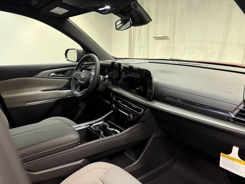 New 2026 Chevrolet Traverse LT image 16