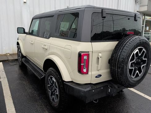 Used 2025 Ford Bronco Outer Banks AWD/4WD image 5