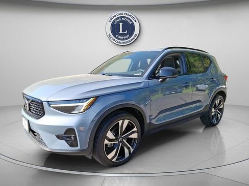 Certified 2023 Volvo XC40 B5 Plus w/ Protection Package Premier AWD/4WD image 1