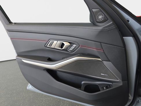 Used 2024 BMW M3 CS image 27