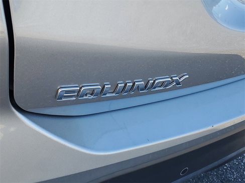 Used 2024 Chevrolet Equinox LT image 27