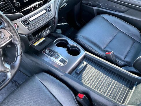 Used 2023 Honda Passport EX-L image 17