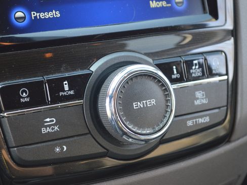 Used 2016 Honda Odyssey Touring Elite image 22