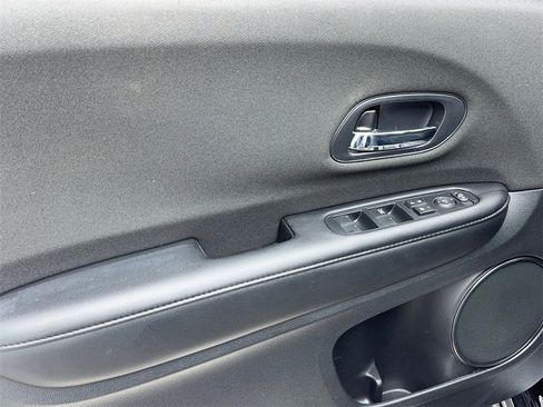 Used 2022 Honda HR-V Sport image 34