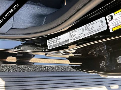 Used 2025 RAM 1500 Tungsten AWD/4WD image 32