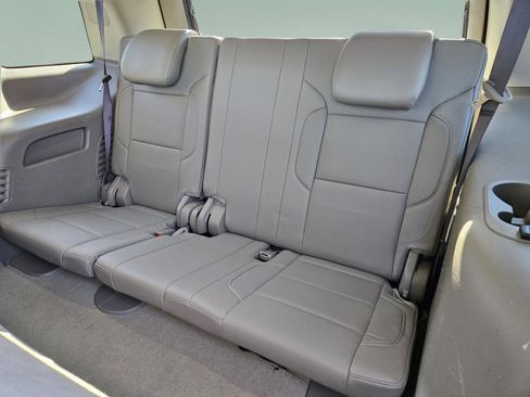 Used 2017 GMC Yukon SLT w/ Open Road Package image 30