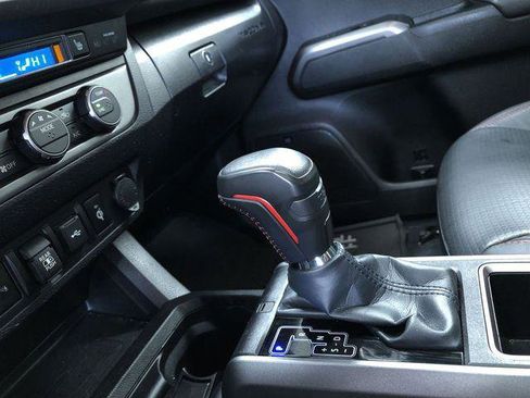 Certified 2022 Toyota Tacoma TRD Pro image 28